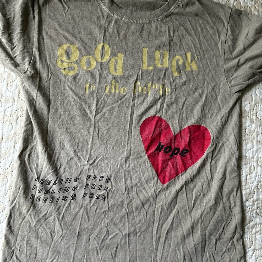 PrettyLittleThing Gray Good Luck Graphic Tee